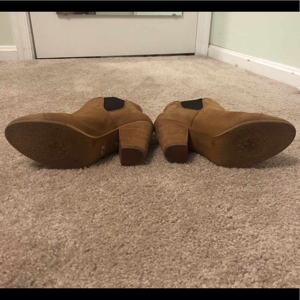 Vince Camuto Hame Bootie - Picture 5 of 7